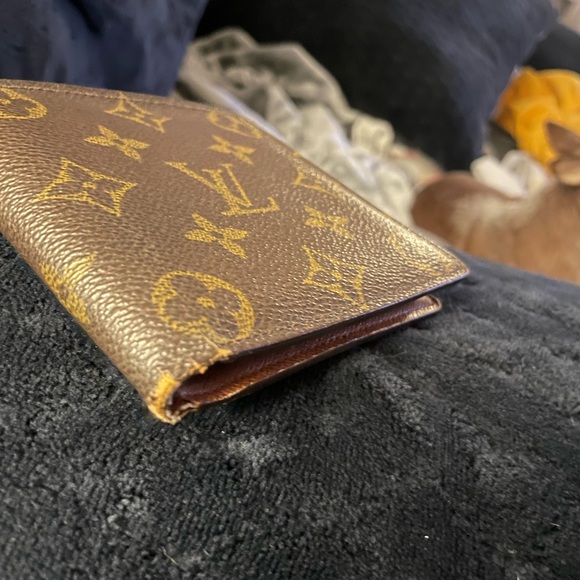 Louis Vuitton Men’s Wallet - Picture 5 of 8